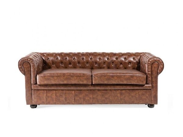 Obývací pokoj v anglickém stylu se vyznačuje jedinečnou elegancí a originalitou