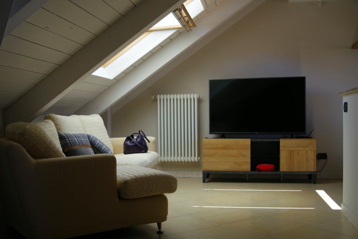 Inspirace pro podkrovní obývací pokoj